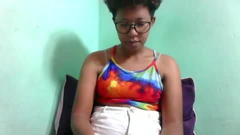 Snapshot of noellah chatting on 11-02-25, 03:31 noellah online show from 11-02-25, 03:31