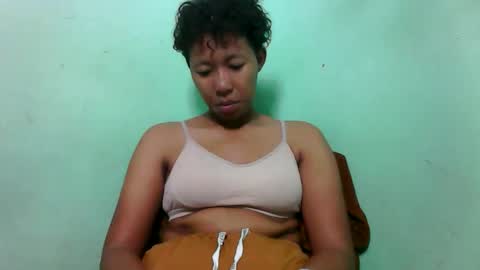 Snapshot of noellah chatting on 11-10-25, 04:22 noellah online show from 11-10-25, 04:22