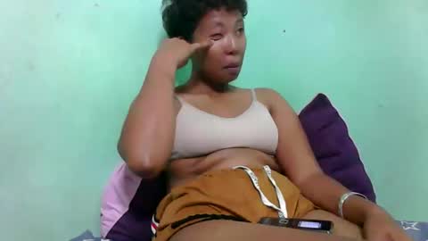 Snapshot of noellah chatting on 11-10-25, 05:01 noellah online show from 11-10-25, 05:01