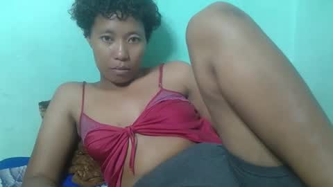 Snapshot of noellah chatting on 12-14-25, 08:02 noellah online show from 12-14-25, 08:02