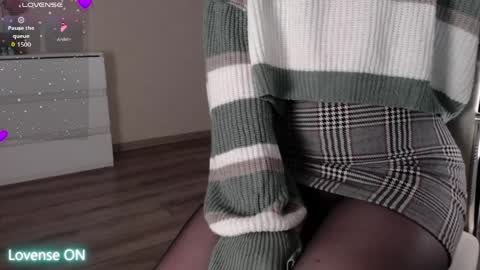 noelleneptune online show from 03-31-26, 03:01