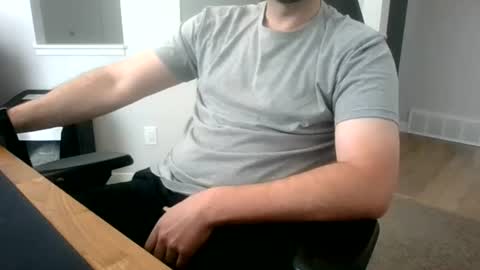 Snapshot of noface_hubby chatting on 07-06-26, 05:37 noface_hubby online show from 07-06-26, 05:37