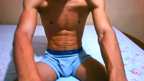 Snapshot of nofacebaby_ chatting on 11-11-25, 06:41 nofacebaby_ online show from 11-11-25, 06:41