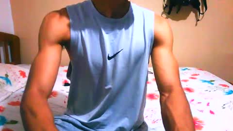 Snapshot of nofacebaby_ chatting on 11-18-25, 06:01 nofacebaby_ online show from 11-18-25, 06:01