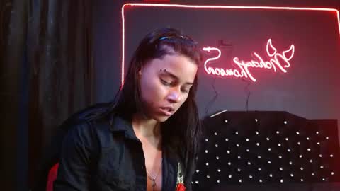 Noha Thomson online show from 06-29-26, 10:10