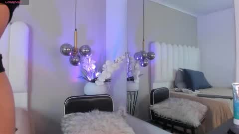 Snapshot of nohara_7 chatting on 05-12-26, 12:46 Natasha online show from 05-12-26, 12:46