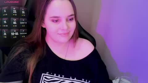 noir_ember_ online show from 04-10-26, 06:01