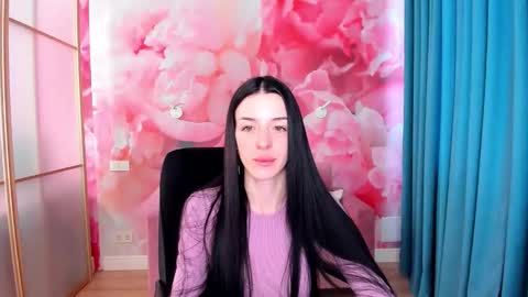 NoirDiva online show from 03-25-26, 06:52