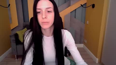 NoirDiva online show from 04-02-26, 11:52