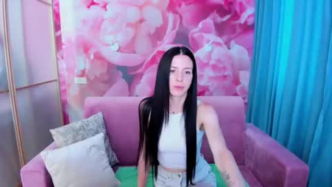Snapshot of noirdiva chatting on 06-30-26, 05:52 NoirDiva online show from 06-30-26, 05:52