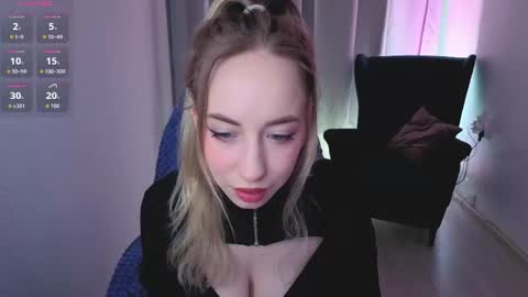 Isabelle online show from 04-04-26, 10:40