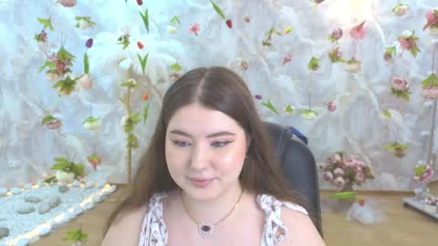 Snapshot of noirwhisper chatting on 05-20-26, 03:24 noirwhisper online show from 05-20-26, 03:24