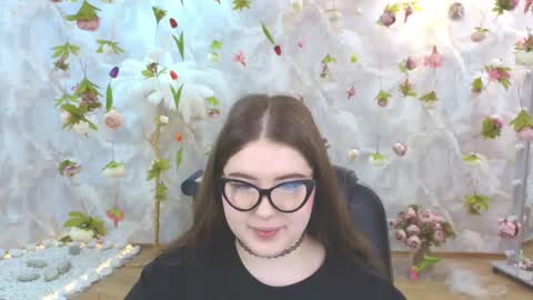 Snapshot of noirwhisper chatting on 05-27-26, 03:25 noirwhisper online show from 05-27-26, 03:25