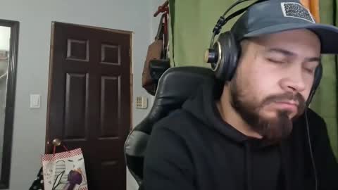 Snapshot of noizemanx chatting on 05-21-26, 05:03 noizemanx online show from 05-21-26, 05:03