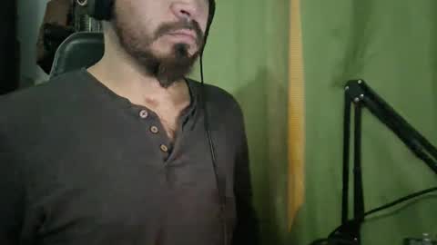 Snapshot of noizemanx chatting on 05-26-26, 04:52 noizemanx online show from 05-26-26, 04:52