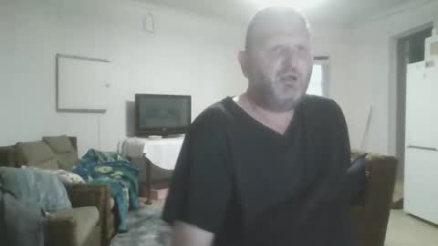 Nollie online show from 11-06-25, 01:01