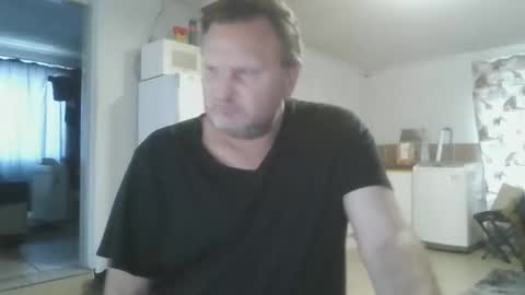 Snapshot of nollie244 chatting on 04-11-26, 01:48 Nollie online show from 04-11-26, 01:48