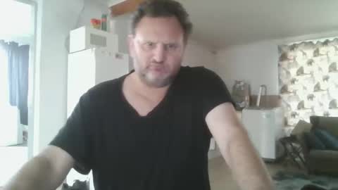 Snapshot of nollie244 chatting on 04-19-26, 06:35 Nollie online show from 04-19-26, 06:35