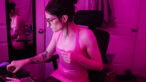 Snapshot of nolynn_rn chatting on 03-11-26, 02:34 Nolynn online show from 03-11-26, 02:34