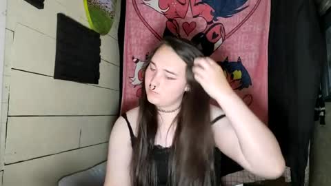 nonbinarybeauty20 online show from 06-23-26, 03:26