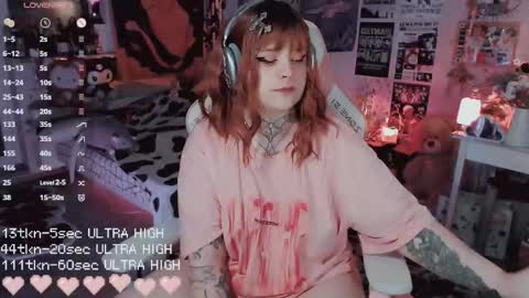 Snapshot of noori_hope chatting on 01-31-26, 09:02 Noori online show from 01-31-26, 09:02