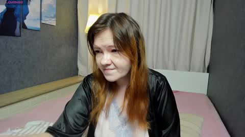 Nora online show from 11-30-25, 11:03