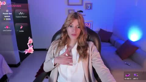 Nora online show from 02-20-25, 07:52