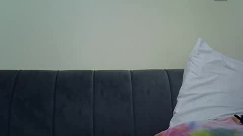 norah_pure online show from 01-09-25, 04:19