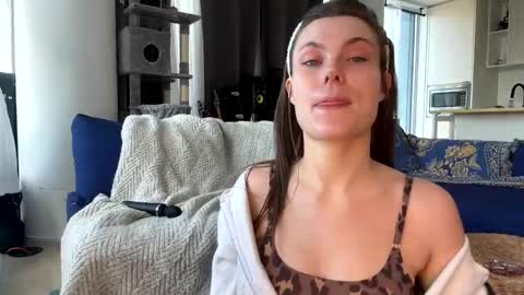 Nordic Belle online show from 04-08-26, 01:11