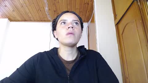 Snapshot of noreen_ chatting on 05-07-26, 06:35 noreen_ online show from 05-07-26, 06:35