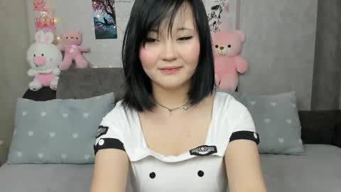 Snapshot of norinorika chatting on 05-28-26, 08:39 Nori online show from 05-28-26, 08:39