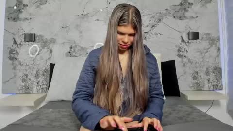 Snapshot of norki_ chatting on 06-08-26, 11:43 Norki online show from 06-08-26, 11:43