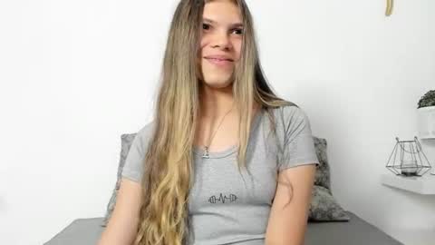 Snapshot of norki_ chatting on 07-17-26, 03:35 Norki online show from 07-17-26, 03:35