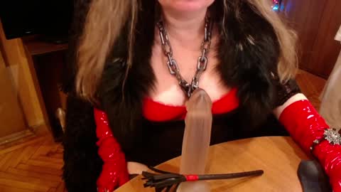 miss Tress online show from 01-07-25, 10:41