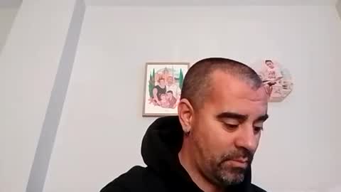 Snapshot of normalito42 chatting on 12-01-25, 10:42 NORMALITO online show from 12-01-25, 10:42