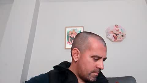 Snapshot of normalito42 chatting on 02-18-26, 12:56 NORMALITO online show from 02-18-26, 12:56