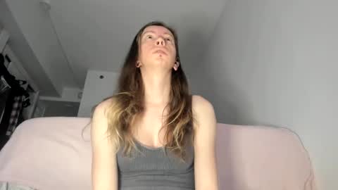 Emily snow online show from 02-03-25, 01:30