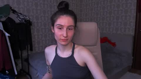 Hazel online show from 03-30-26, 03:02