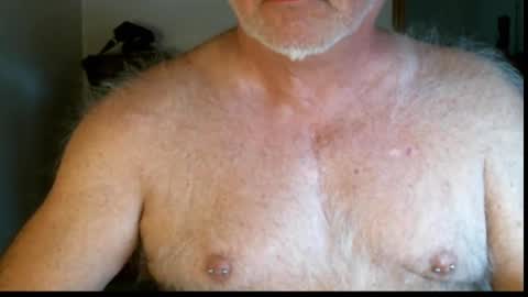 northcountryguy762 online show from 10-28-25, 01:58