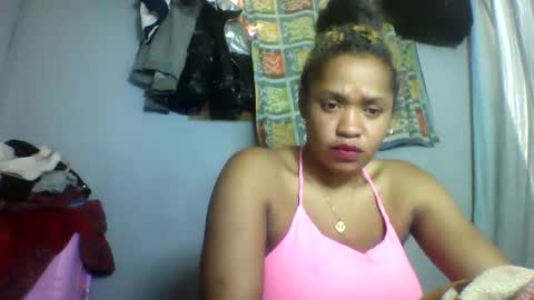 nosminah01 online show from 09-12-25, 11:43