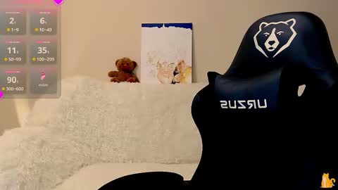 hi glad to chat online show from 11-18-25, 06:34