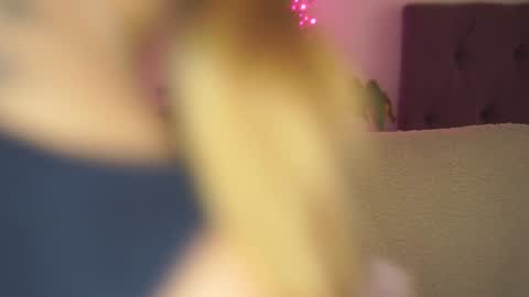 Snapshot of notamericanpie23 chatting on 12-20-24, 10:05 Tina online show from 12-20-24, 10:05