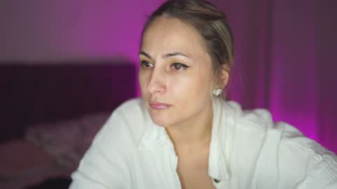 Snapshot of notamericanpie23 chatting on 02-07-25, 11:13 Tina online show from 02-07-25, 11:13
