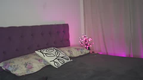 Snapshot of notamericanpie23 chatting on 03-03-25, 06:55 Tina online show from 03-03-25, 06:55