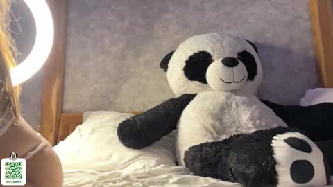 notecarret online show from 03-08-26, 02:04