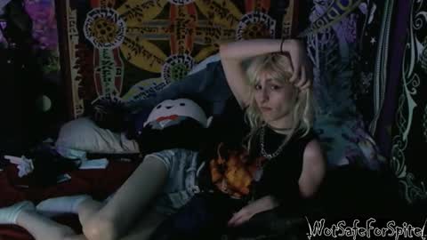 FREAKY DRACULA online show from 03-27-26, 06:08