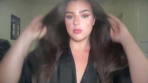 nellyxoxo online show from 03-12-26, 10:49