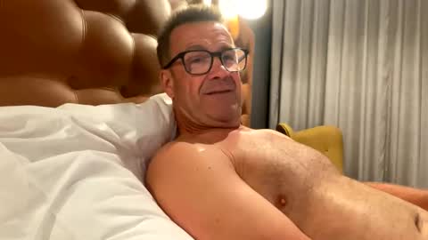 Nottsaust online show from 03-10-26, 11:37