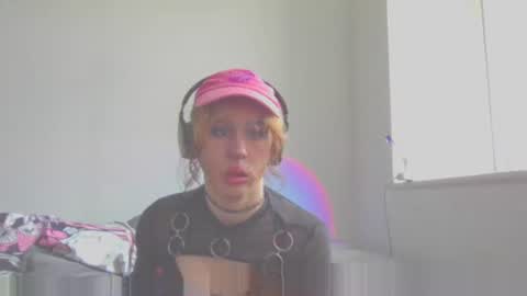 Lucy online show from 04-17-26, 12:41