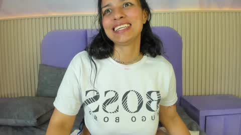 Snapshot of nova_aura chatting on 05-31-26, 06:20 Nova online show from 05-31-26, 06:20